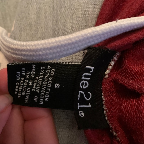 Rue21 Maroon “Me sarcastic never” cropped hoodie - Picture 3 of 4